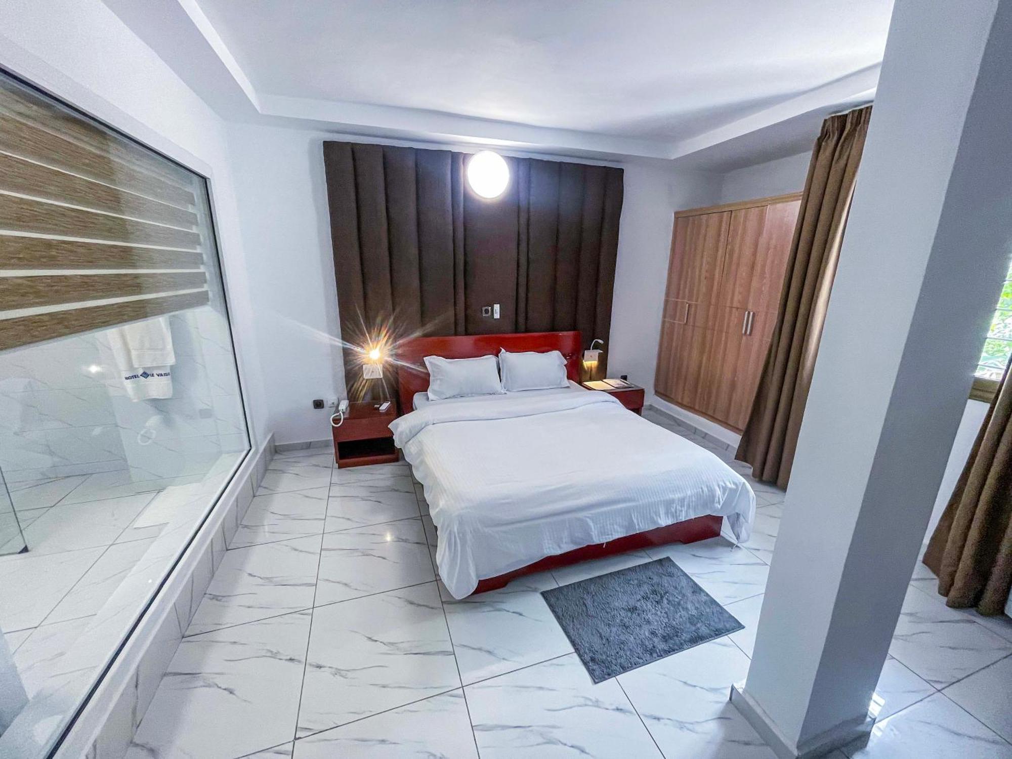 Hotel le Vaisseau Abidjan Extérieur photo