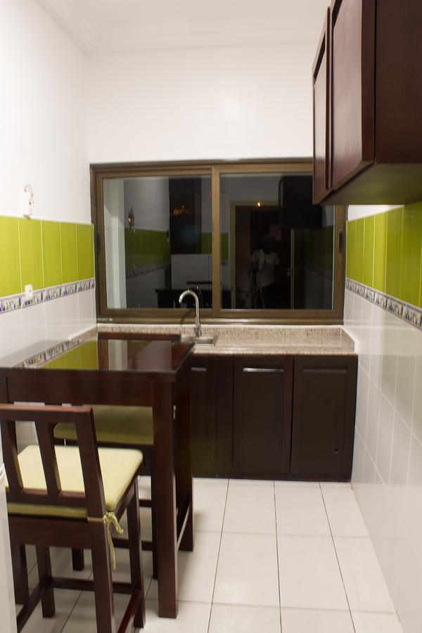 Hotel le Vaisseau Abidjan Extérieur photo