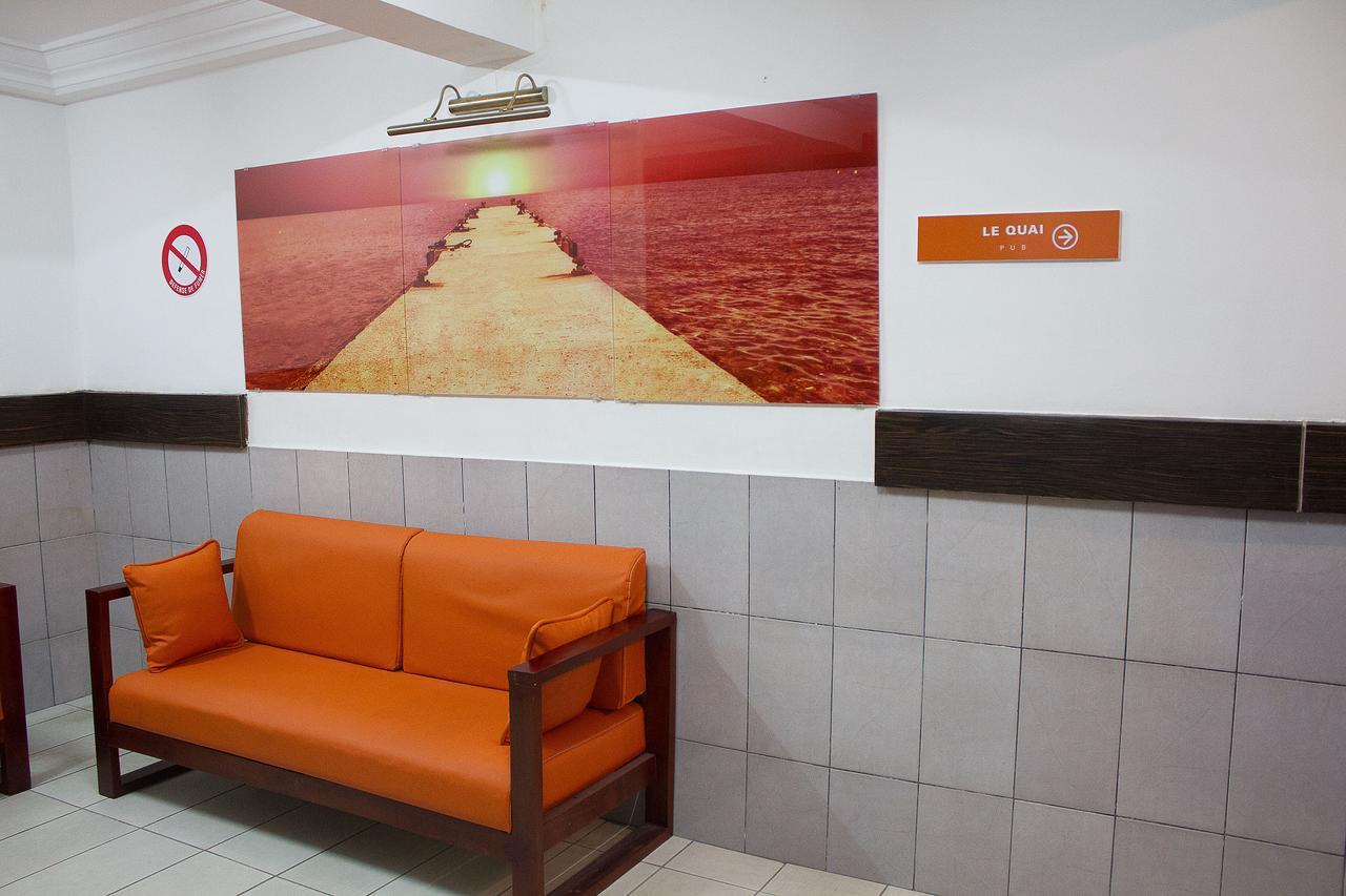 Hotel le Vaisseau Abidjan Extérieur photo