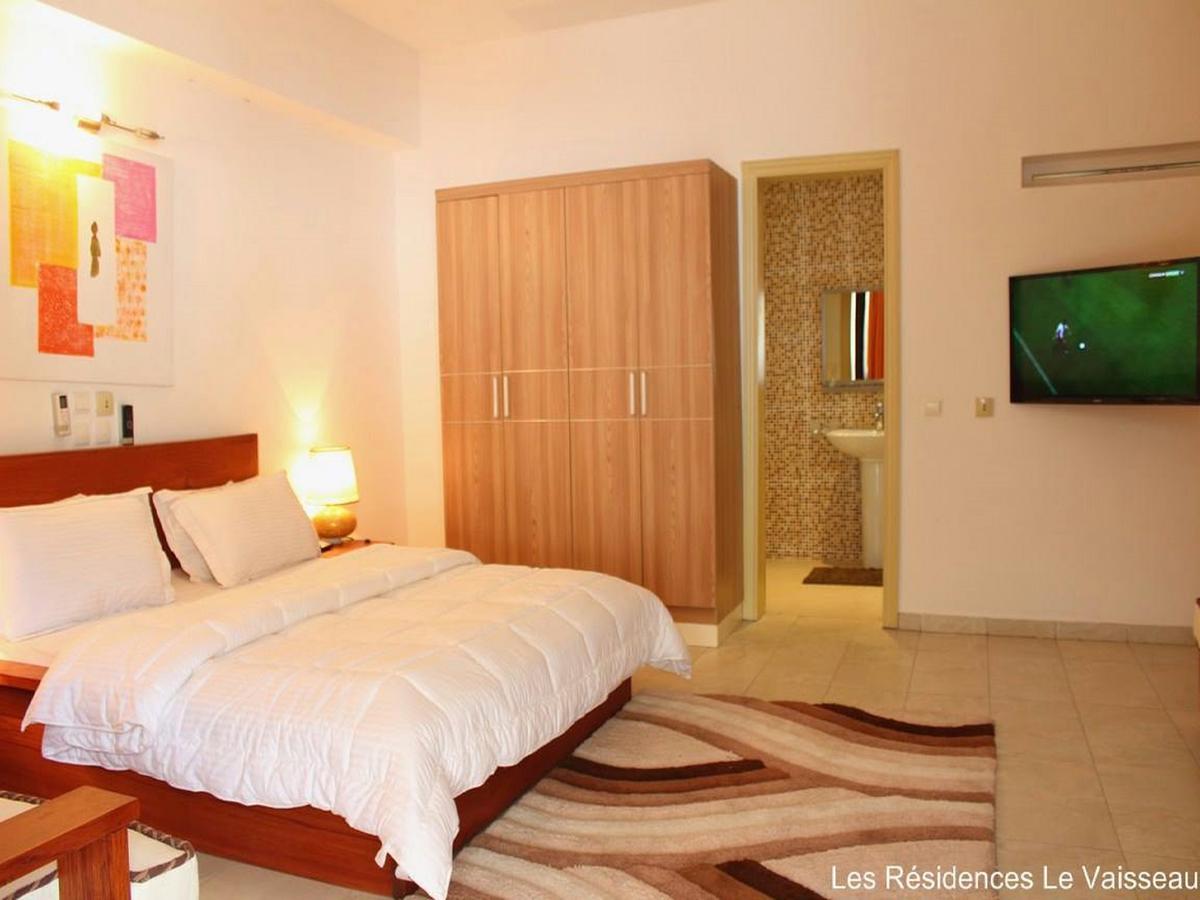 Hotel le Vaisseau Abidjan Extérieur photo