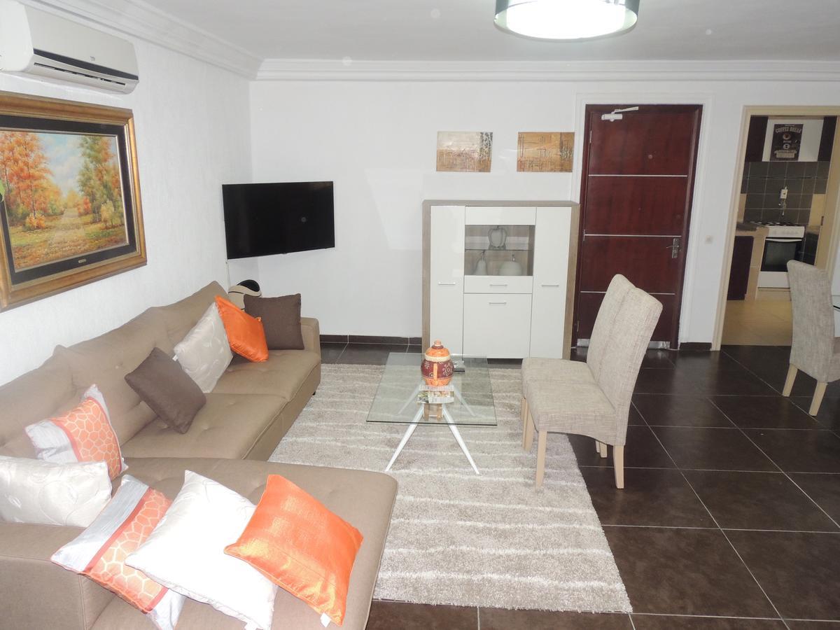 Hotel le Vaisseau Abidjan Extérieur photo